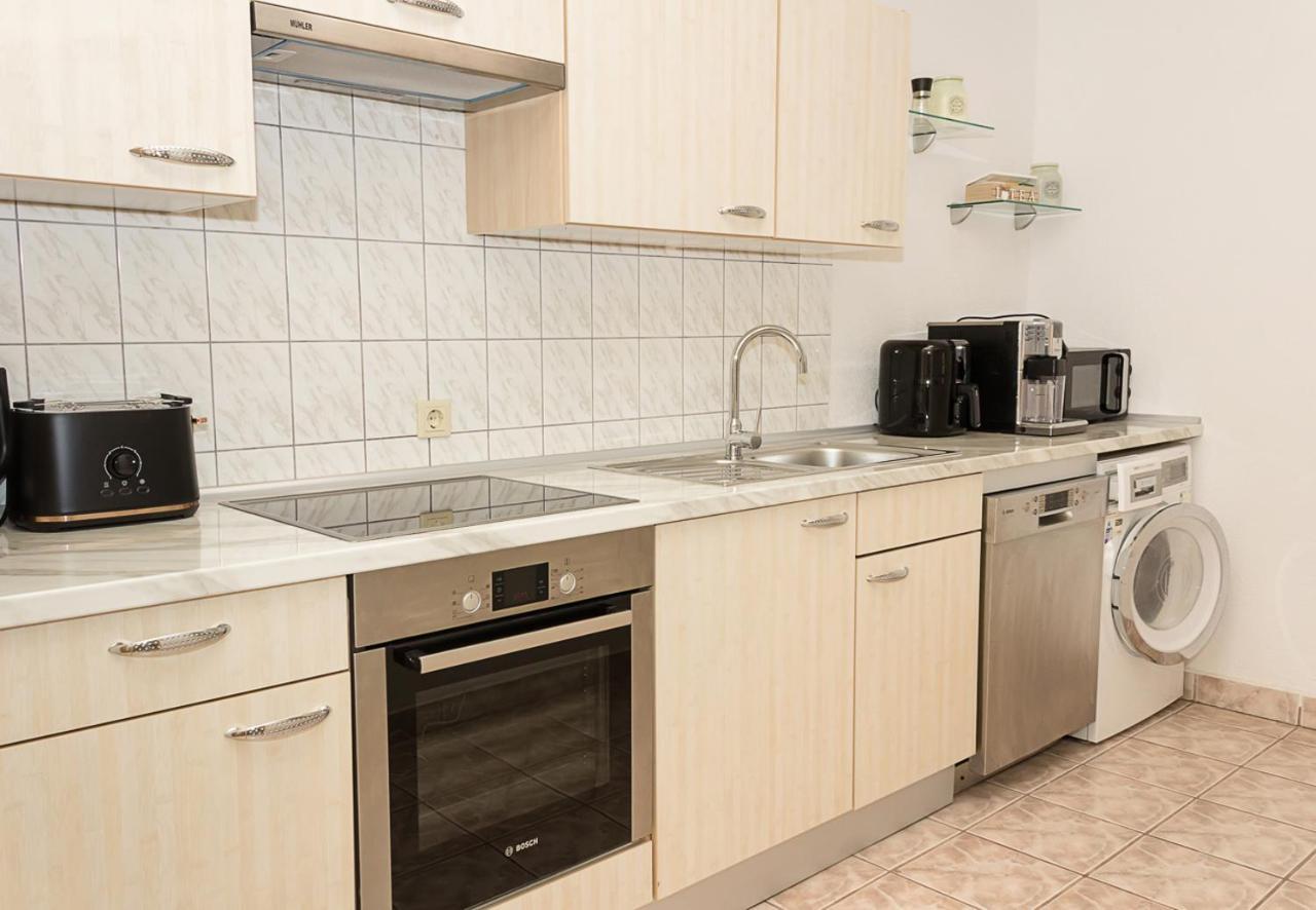 Two Identical Designer 2Bd Flats With Sea View In Balchik By Flat Mаnager Lejlighed Eksteriør billede