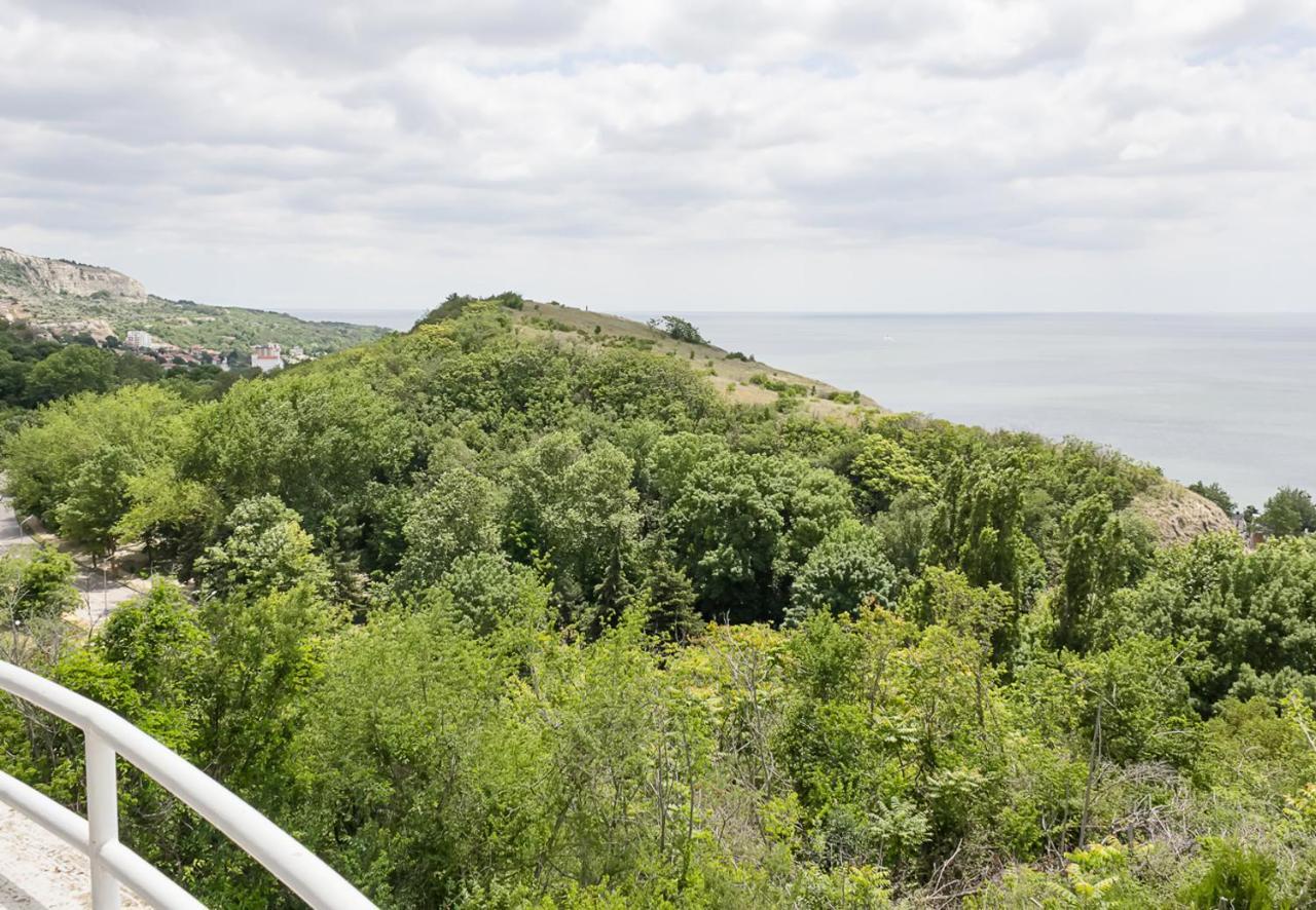 Two Identical Designer 2Bd Flats With Sea View In Balchik By Flat Mаnager Lejlighed Eksteriør billede