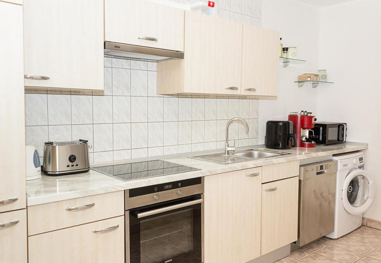 Two Identical Designer 2Bd Flats With Sea View In Balchik By Flat Mаnager Lejlighed Eksteriør billede